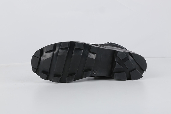 Sepatu Tinggi Ringan Gurun Waterproof Sport Karet Sepatu Tempur Kulit Hitam Sepatu Taktis Untuk Pria