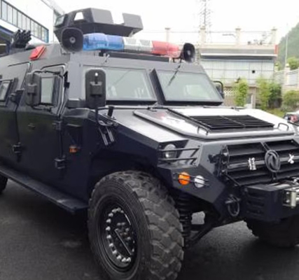 4X4 Armored Assault Riot Control Vehicle Cruiser Untuk patroli perbatasan, Komando Komunikasi, Serangan Tugas lainnya