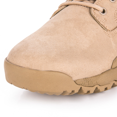 Sepatu tempur kulit tahan geser dengan alas karet penyerap kejut