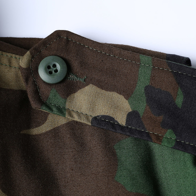 Model Solid Jaket Taktis Ringan untuk Perlindungan Angin dan UV